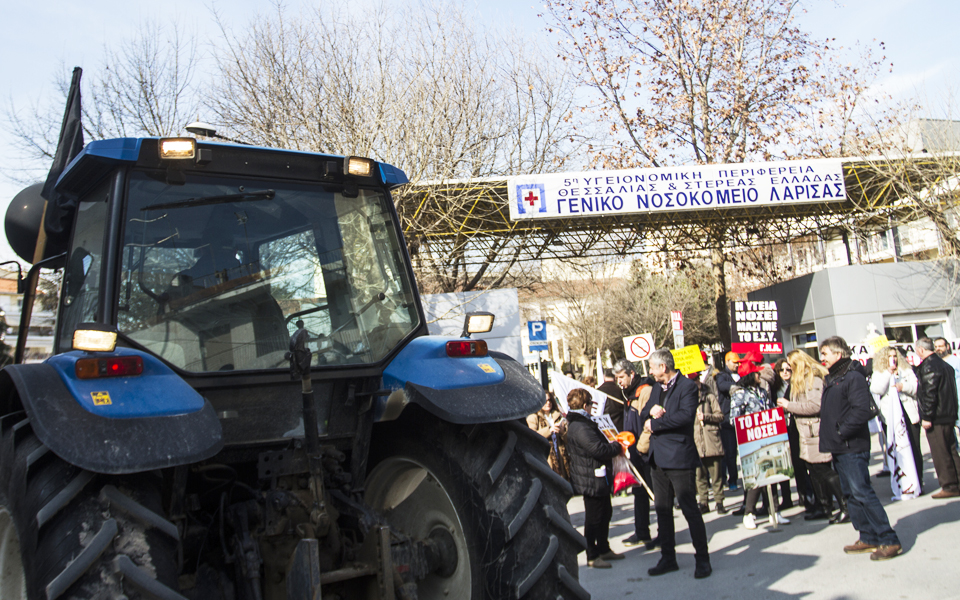 στη-θεσσαλονίκη-με-τρακτέρ-πούλμαν-κα-2173129
