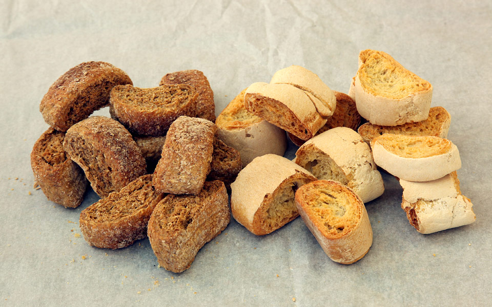 παξιμάδια-γιατί-τα-πληρώνουμε-τόσο-ακ-2176913