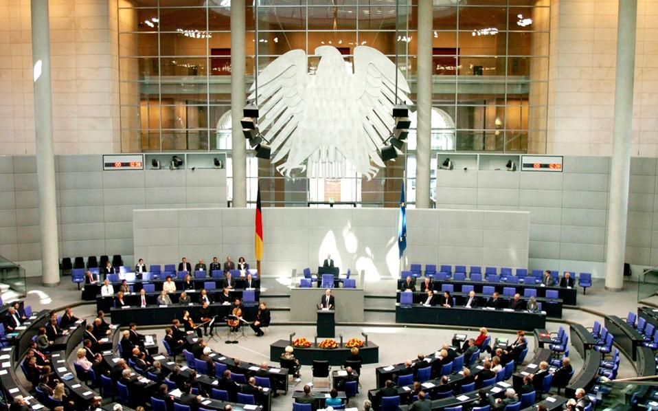 στις-γερμανικές-κάλπες-έχουν-στραμμέ-2174288