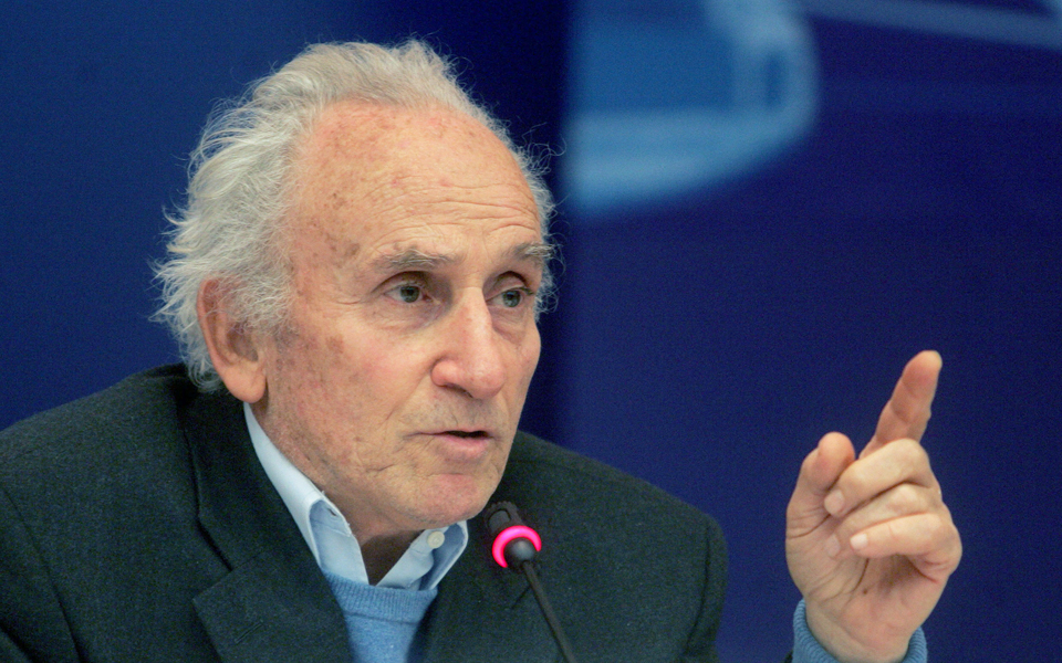 δημήτρης-μυταράς-o-μάγος-του-χρώματος-2175772