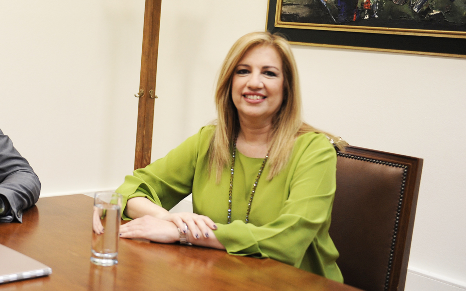 γεννηματά-η-δησυ-δεν-θα-ψηφίσει-τα-μέτρ-2176839