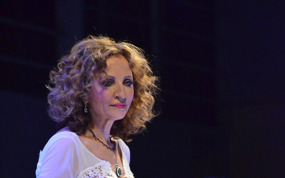 γλυκερία-καλλικέλαδος-αηδόνα-του-γέ-2173490