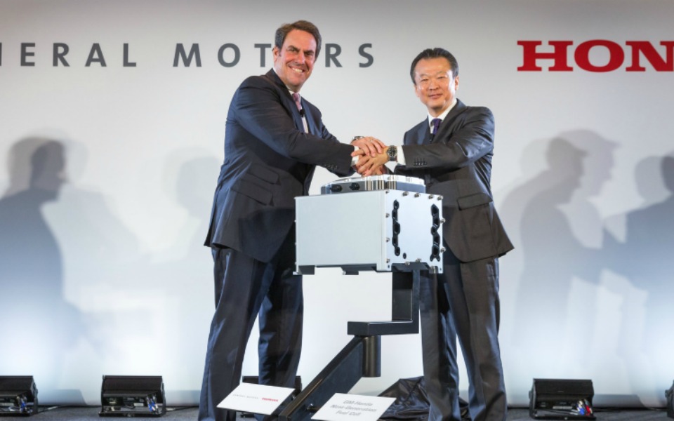 gm-και-η-honda-ιδρύουν-την-1η-κοινοπραξία-παρα-2173109