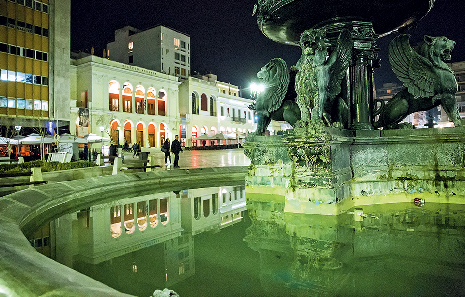 ακαταμάχητη-πάτρα-2175989