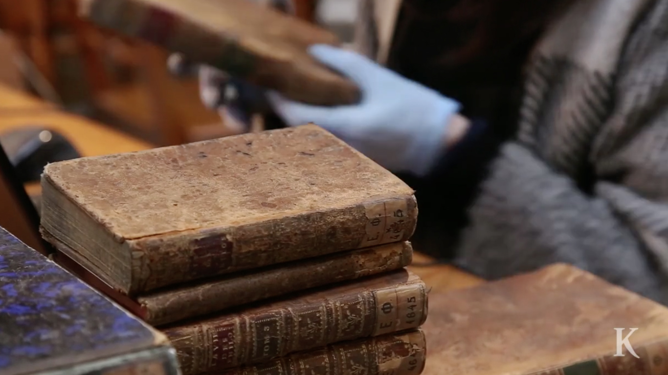 επιχείρηση-καθαρά-βιβλία-2175035