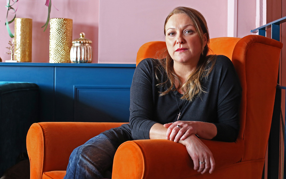 ρένια-λουιζίδου-το-βασανιστικό-χτίσι-2175890