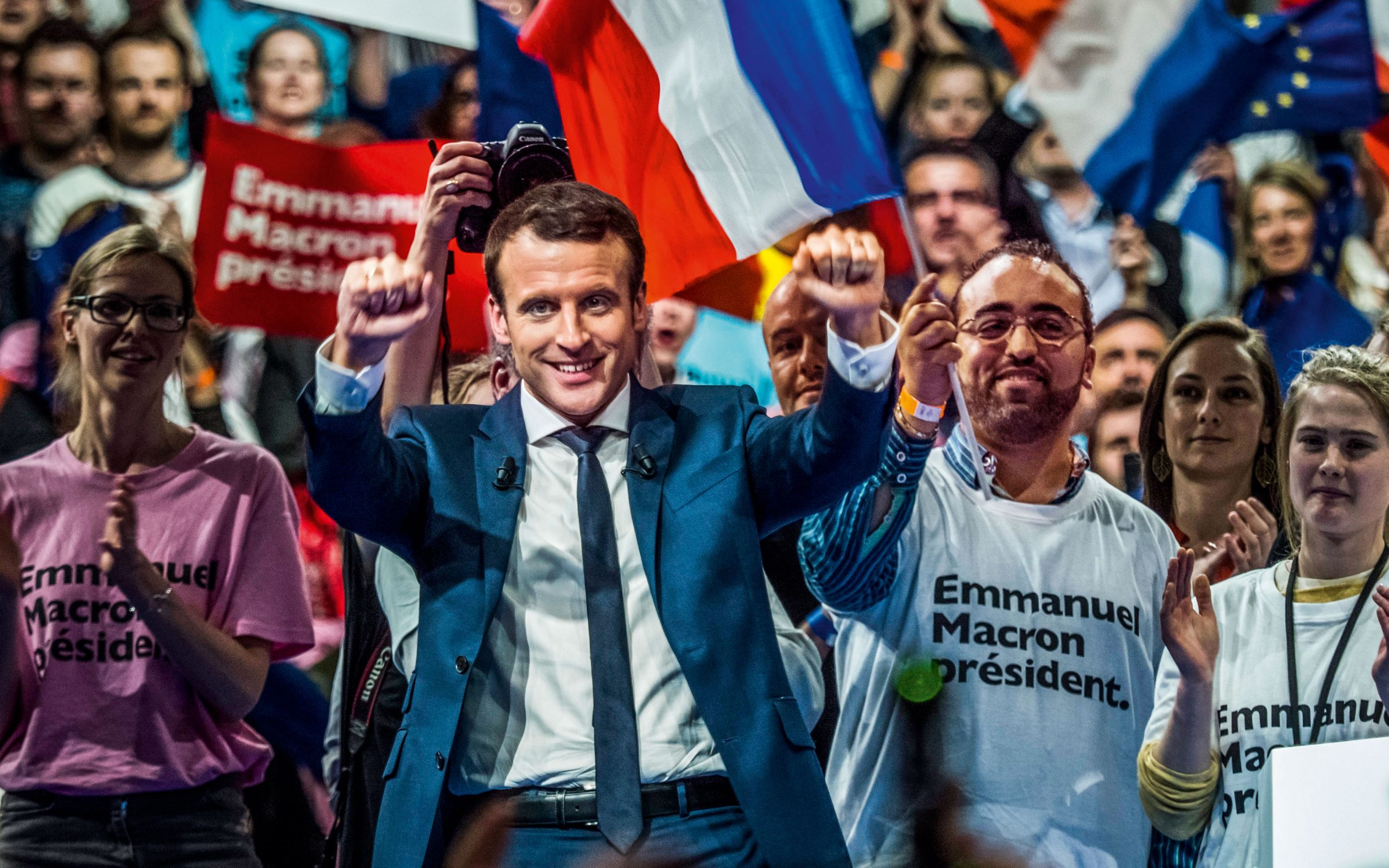 ενα-βράδυ-με-τον-ροκ-σταρ-εμανουέλ-μακρ-2176315