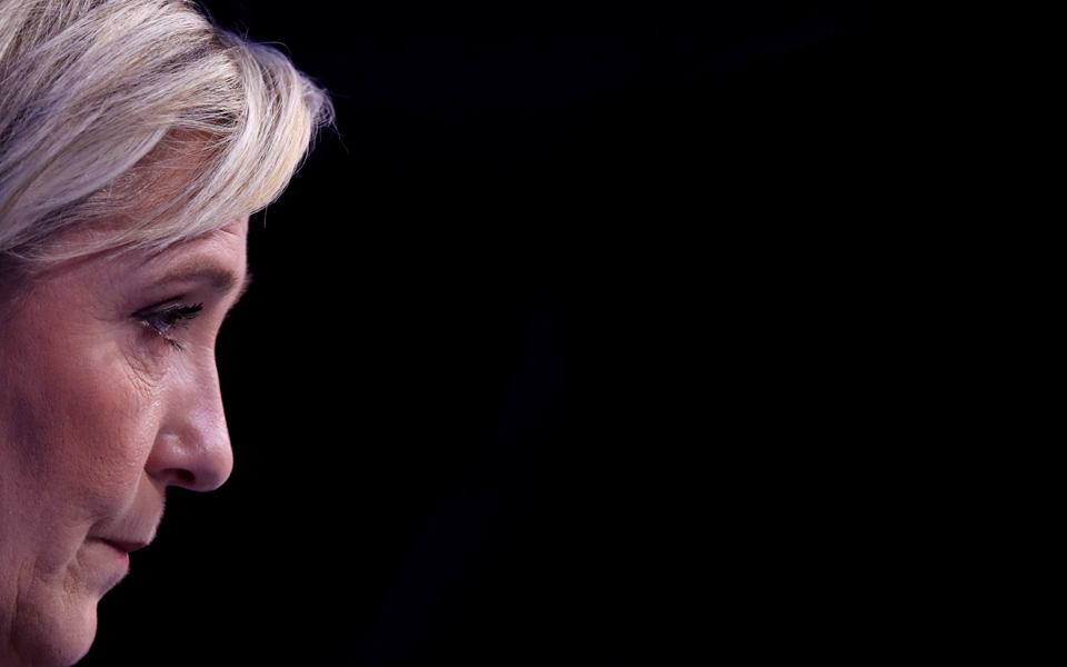 λεπέν-καιρός-να-τελειώνουμε-με-την-ε-ε-2177006