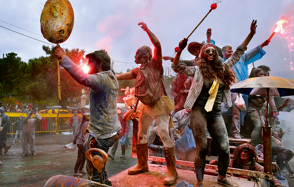 στον-ρυθμό-της-αποκριάς-2174786