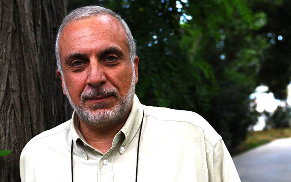 σόλι-οζέλ-το-δημοψήφισμα-η-ένταση-στο-2177098