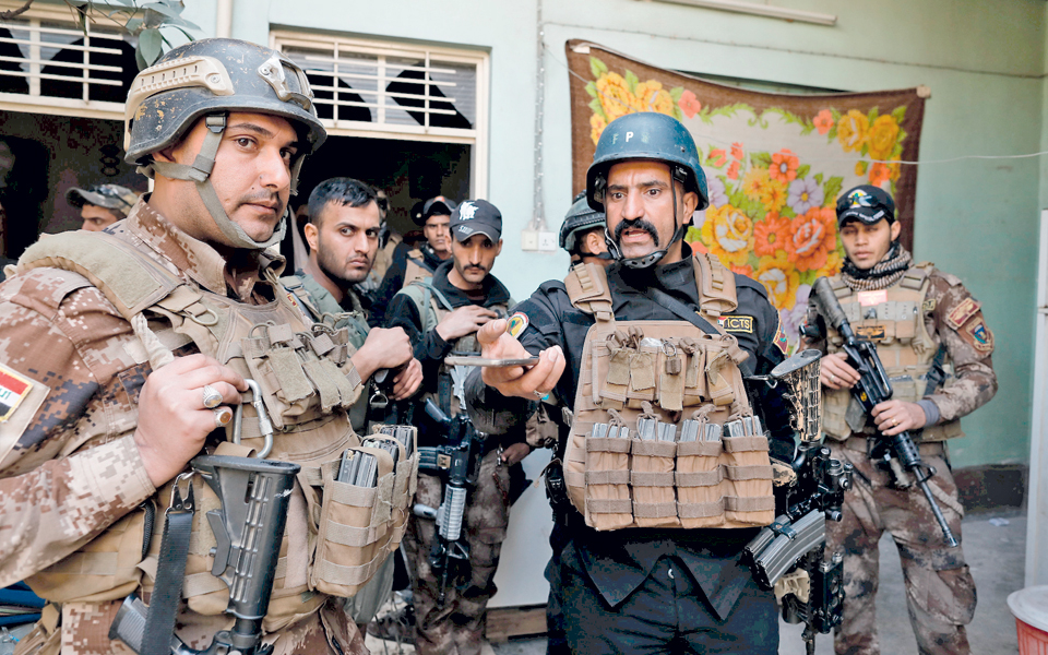 ανακατάληψη-κυβερνητικών-κτιρίων-στ-2178823