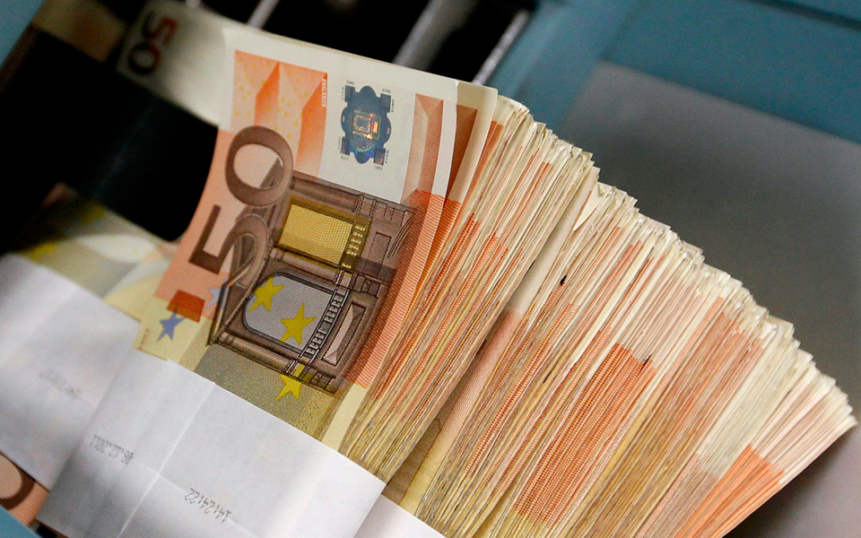 αναπροσαρμογή-των-μισθών-στελεχών-το-2179084