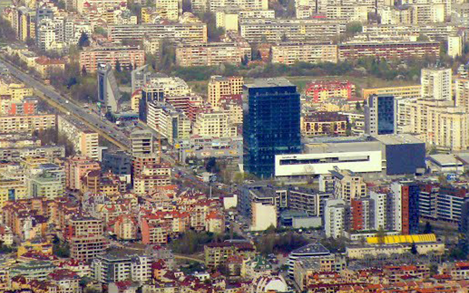 σπεύδουν-να-αγοράσουν-διαμερίσματα-α-2179592