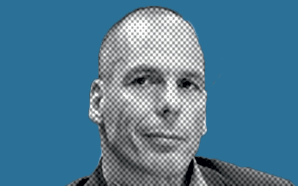 γιάνης-βαρουφάκης-ο-έμπορος-του-2015-και-τ-2180343