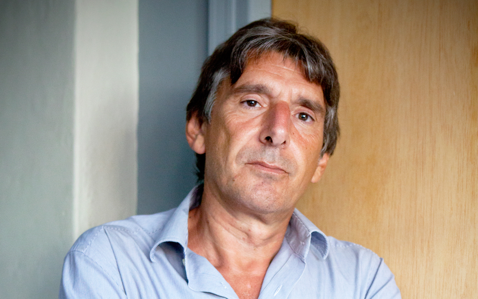 τα-φαντάσματα-μιας-σχεδόν-ντροπαλής-2181148