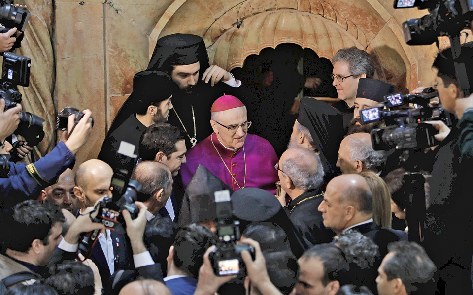 για-ένα-ποτήρι-νερό-τη-νύχτα-2181527