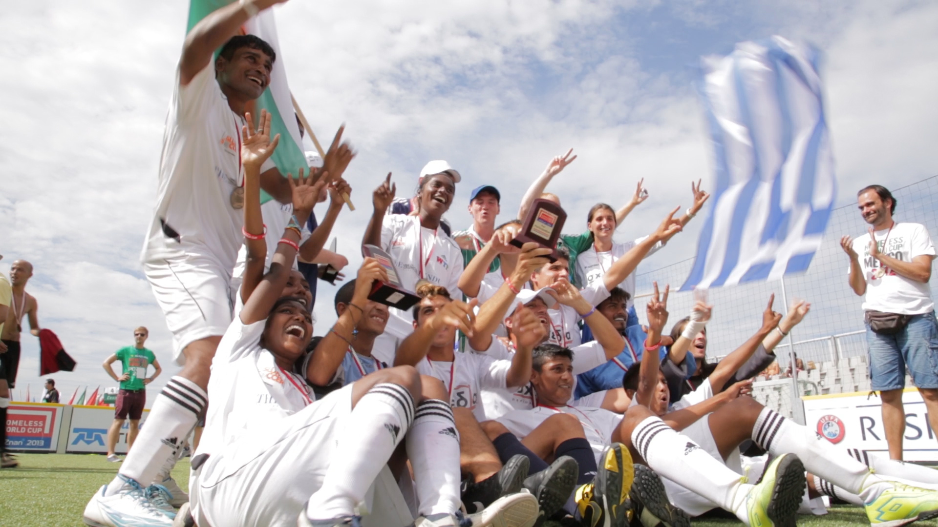 για-όσους-δεν-βούλιαξαν-στον-βάλτο-2182707