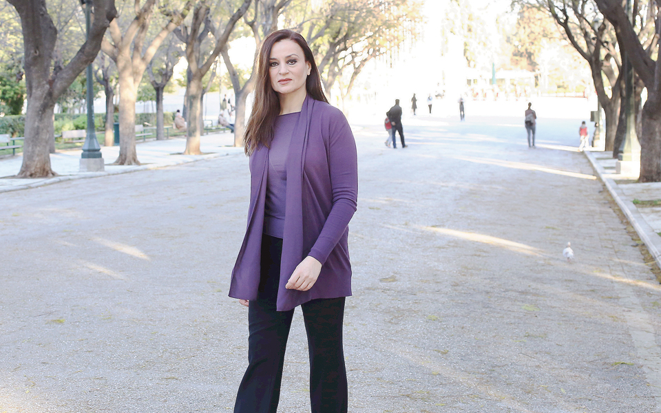 καρυοφυλλιά-καραμπέτη-για-εκείνους-π-2182956