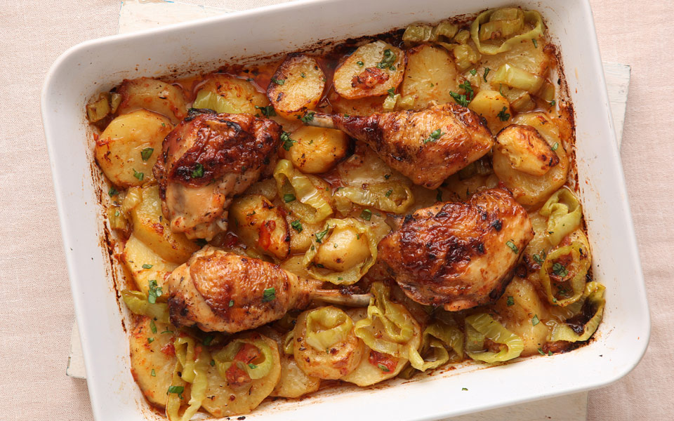 κοτόπουλο-με-πατάτεs-στο-φούρνο-προβε-2181182