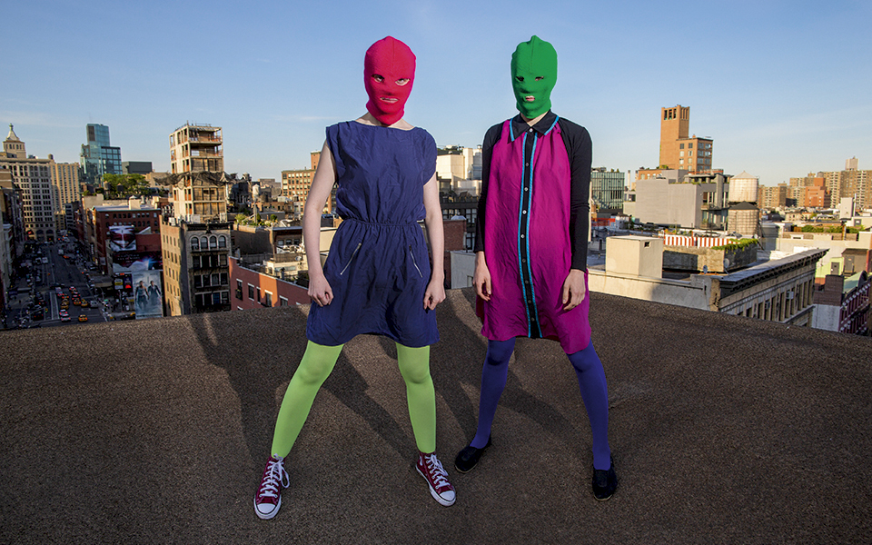 pussy-riot-τα-κορίτσια-δεν-αστειεύονται-2183051