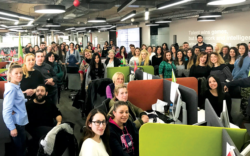 online-sales-μια-δυναμικά-ανερχόμενη-εταιρεία-2182103