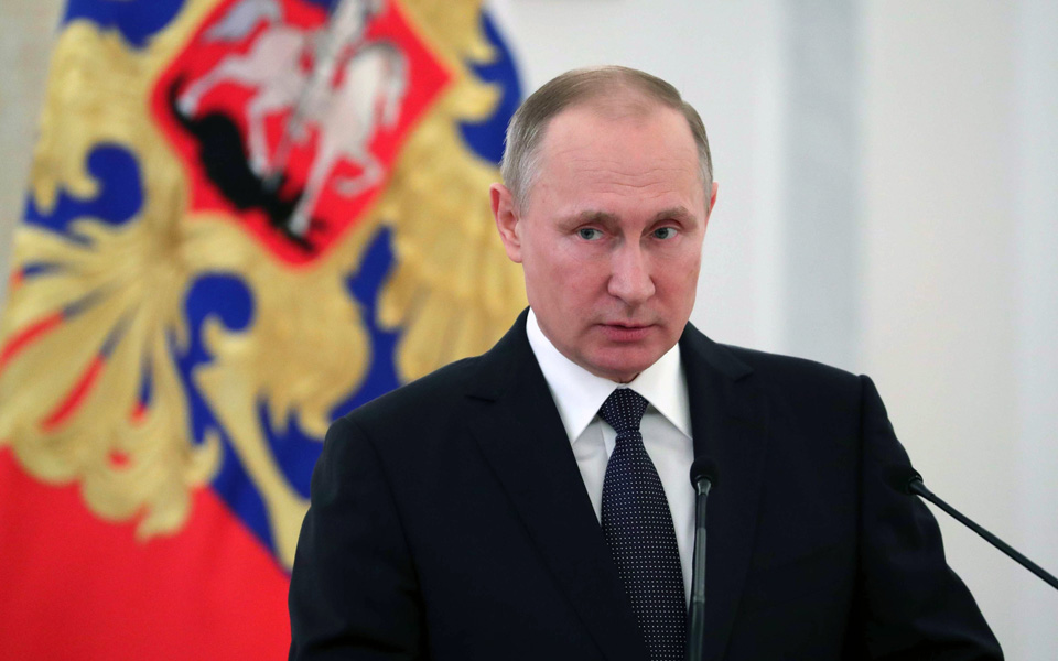 πούτιν-σε-λεπέν-δεν-επιθυμούμε-να-επηρ-2181789