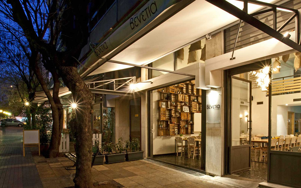 μικρή-βενετία-έχει-και-το-κουκάκι-τη-βε-2180367