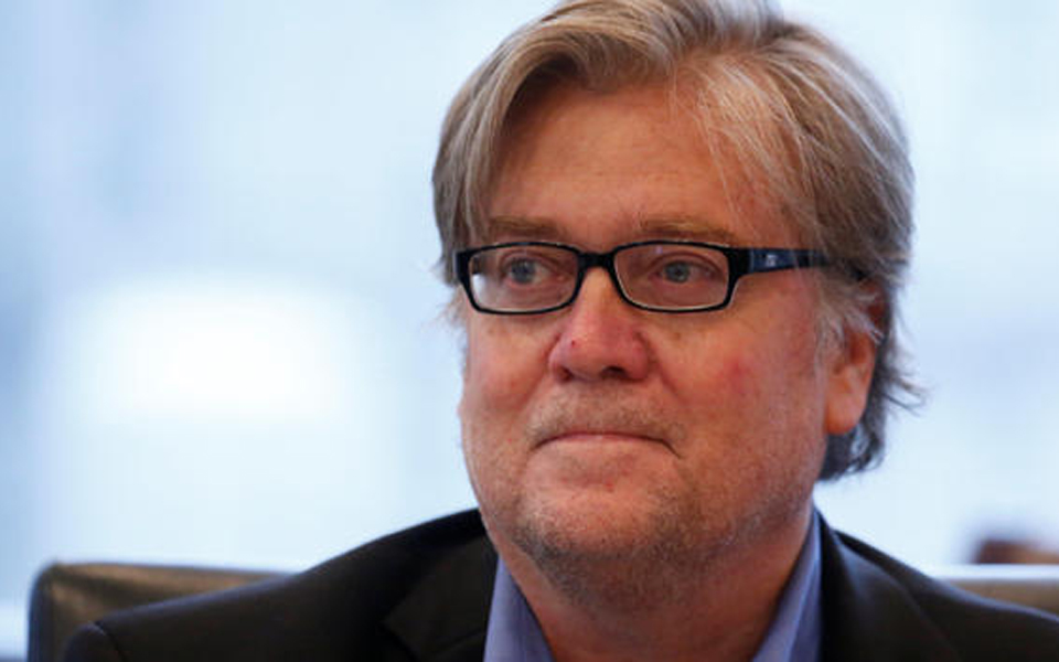 καθαίρεση-του-στενού-συνεργάτη-τραμπ-2183869