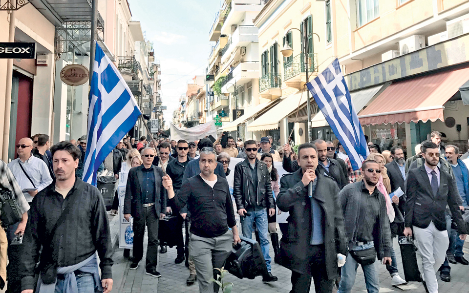 κατέκλυσαν-την-πάτρα-υποστηρικτές-το-2183865