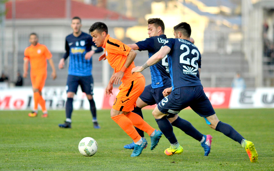 η-λίγκα-δίνει-σκυτάλη-στο-κύπελλο-2184758