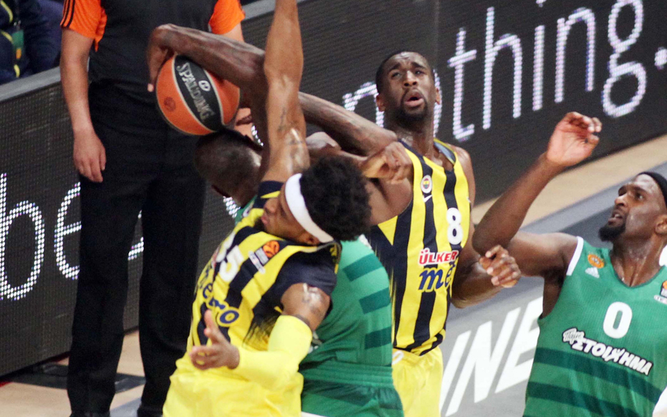 σταμάτησε-να-παίζει-και-παραδόθηκε-ο-π-2185771