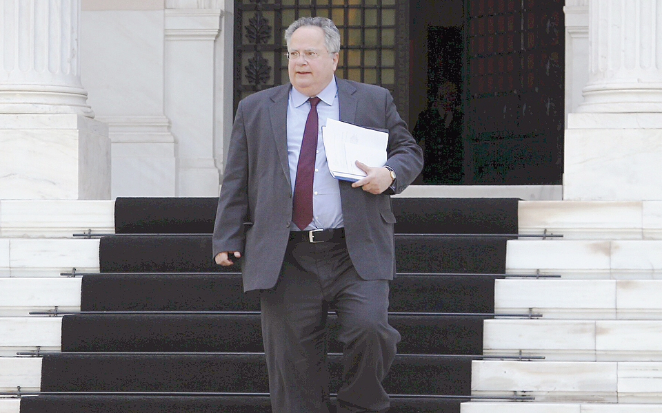 eμμένει-στην-ένταση-η-αγκυρα-2187086