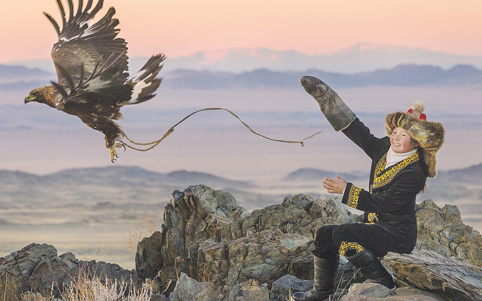 νέες-ταινίες-μια-παράξενη-κυνηγός-και-2187197