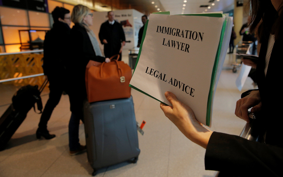 ο-τραμπ-βλάπτει-σοβαρά-τον-τουρισμό-με-2184444