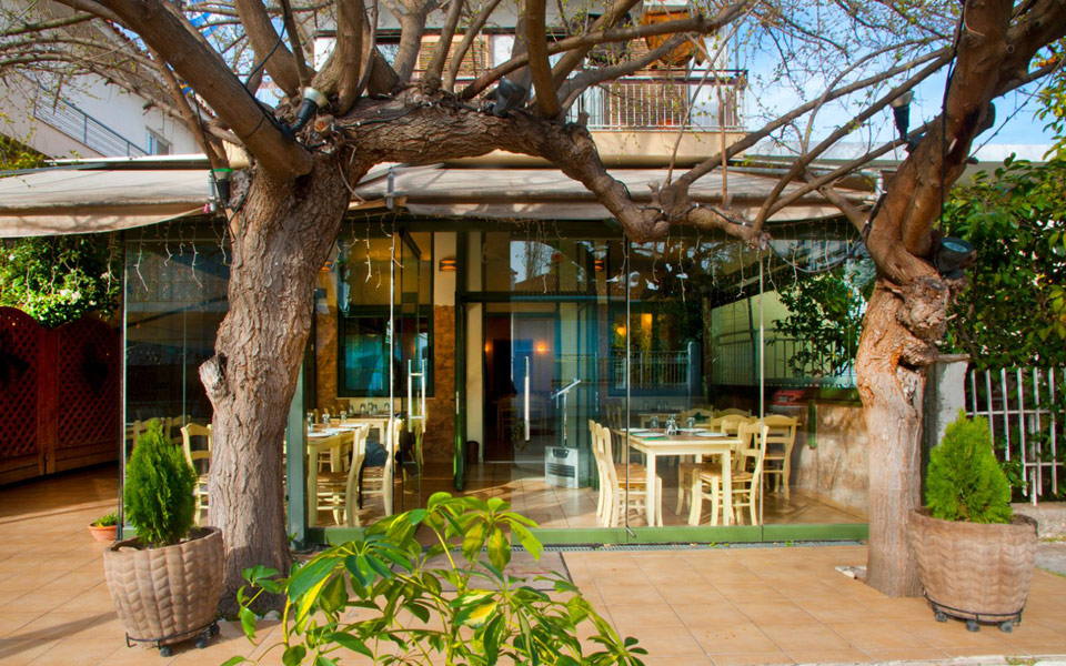 κιβωτός-κρέας-με-ονοματεπώνυμο-2185822