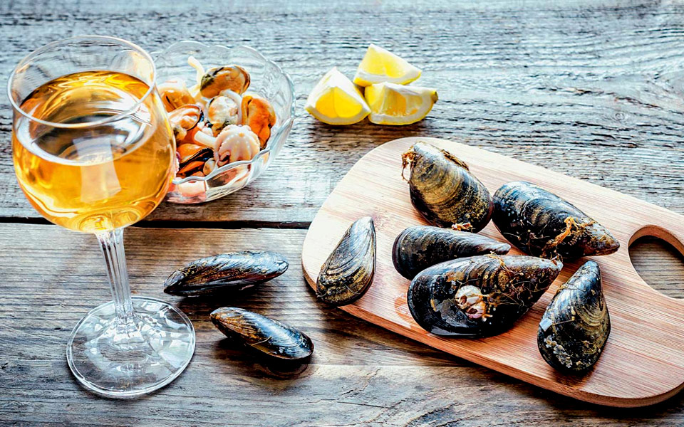 ασύρτικο-για-τα-μύδια-και-μοσχάτο-για-τ-2183945