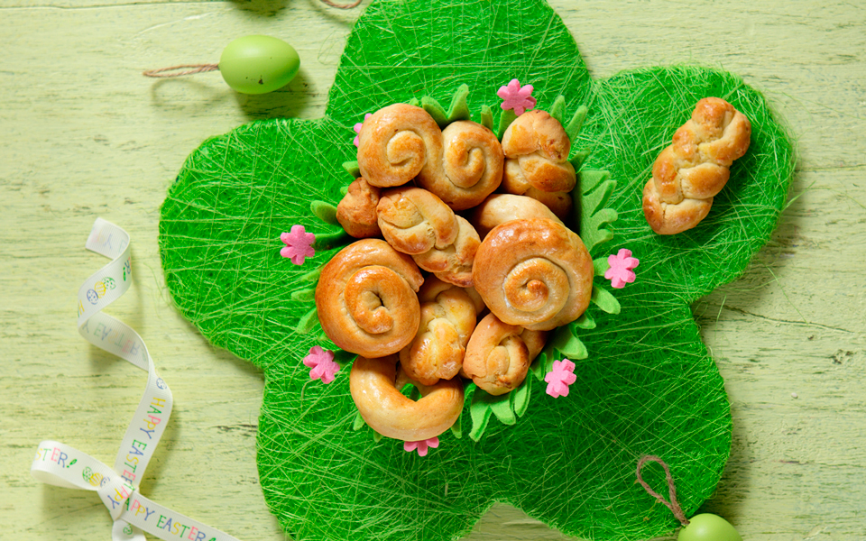 πασχαλινά-κουλουράκια-2184670