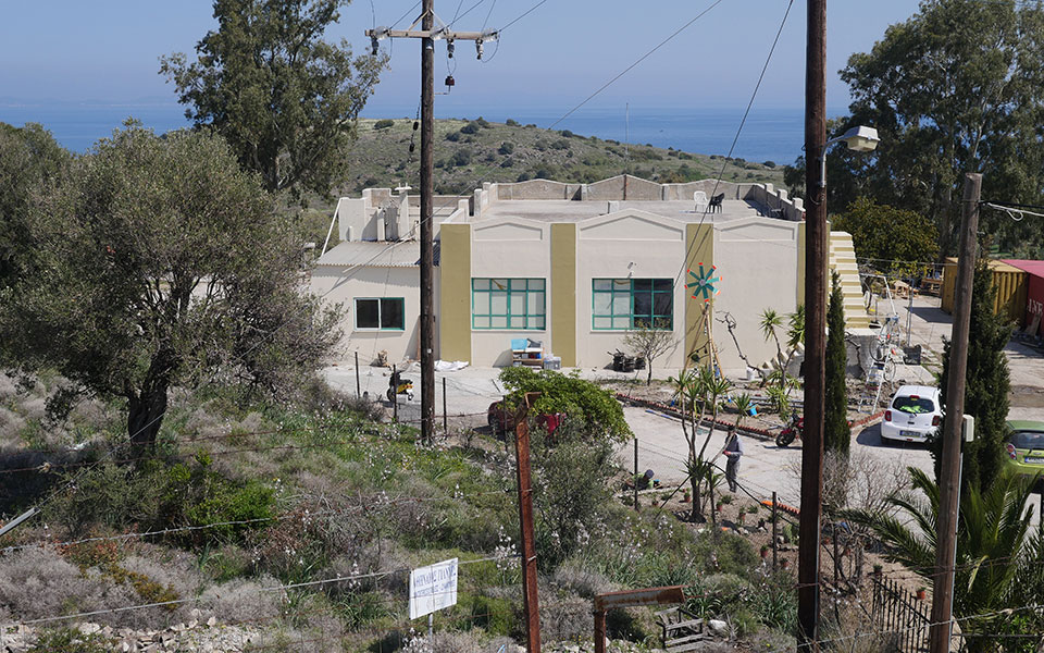 ενα-στέκι-προσφύγων-και-μεταναστών-2183129