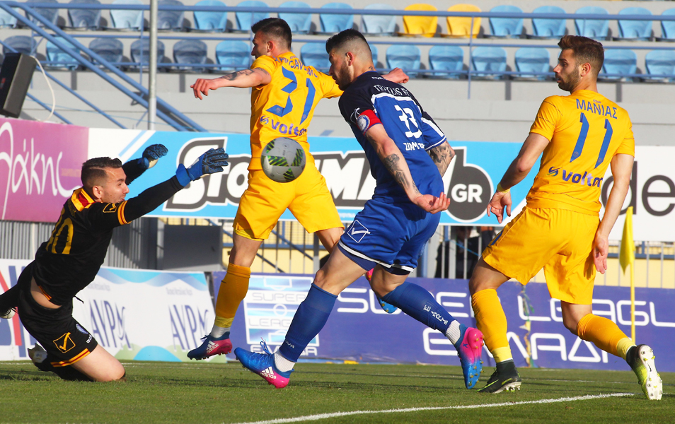 αυλαία-με-πολλές-εκκρεμότητες-2187719