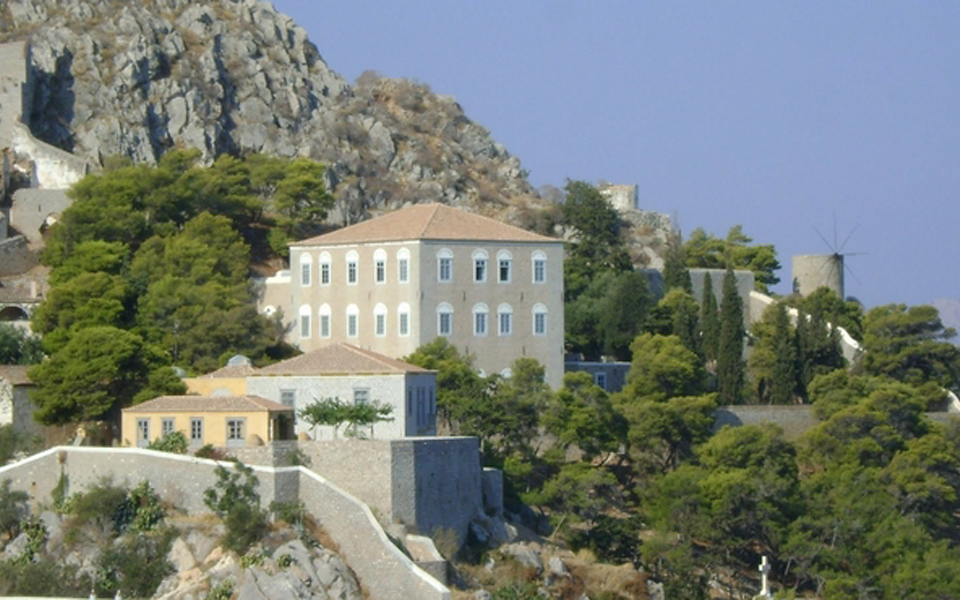 το-ιστορικό-αρχοντικό-του-παύλου-κουν-2188064