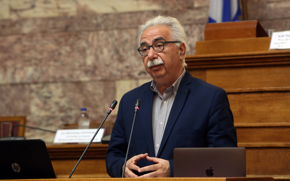 πυρά-ποσδεπ-κατά-των-εξαγγελιών-για-τη-2189576