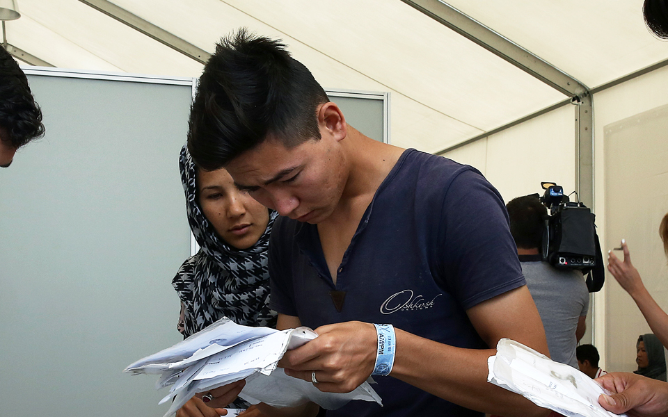 οι-εγκλωβισμένοι-πρόσφυγες-στην-ελλά-2190484