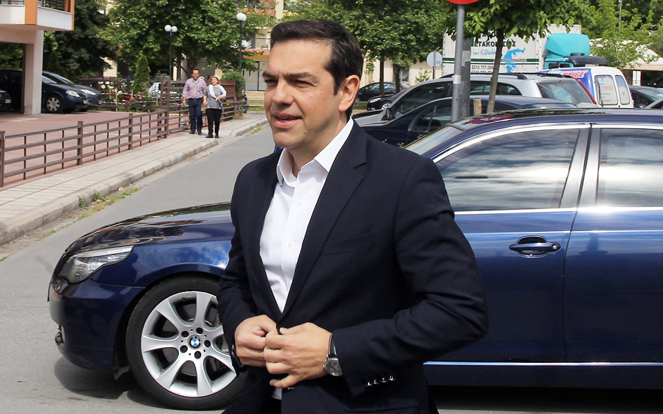 τσίπρας-μακρόν-για-το-χρέος-2191294