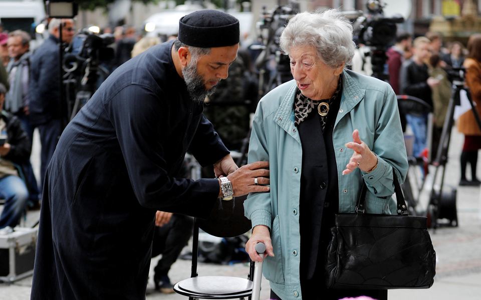 μπούμερανγκ-για-την-τερέζα-μέι-η-τρομο-2191643