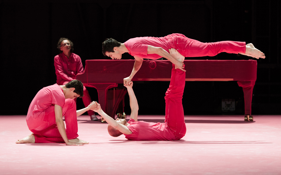 χορευτική-αφρόκρεμα-στην-καλαμάτα-2191711