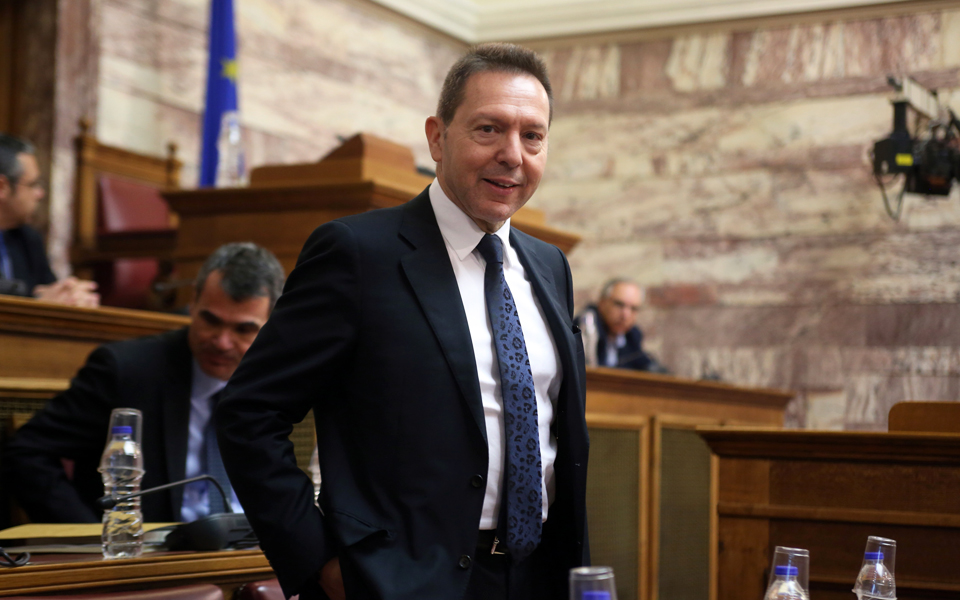 μέλι-γάλα-ύστερα-από-σαράντα-κύματα-2192161