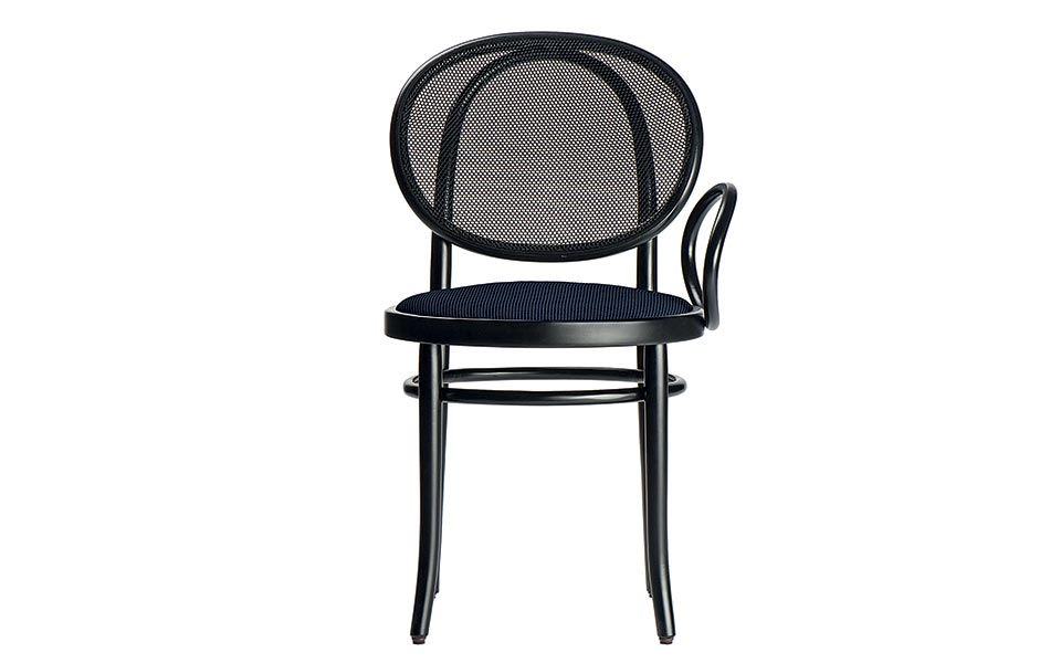 το-ριμέικ-μιας-κλασικής-καρέκλας-2190603