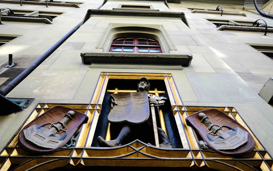 φορολογικό-θρίλερ-με-άρωμα-κατασκοπε-2189855