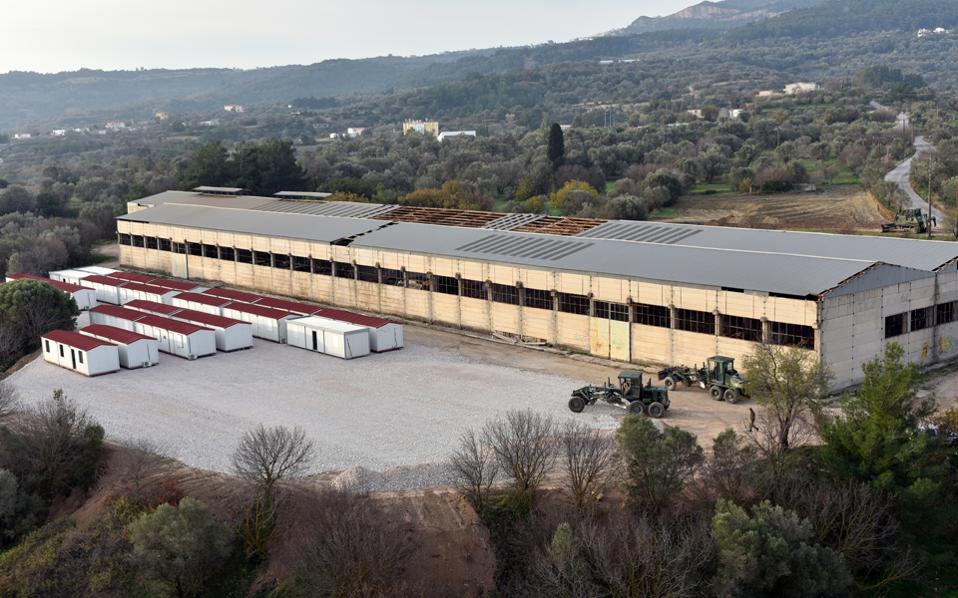 nύχτα-επεισοδίων-σε-hot-spot-στη-χίο-2188398