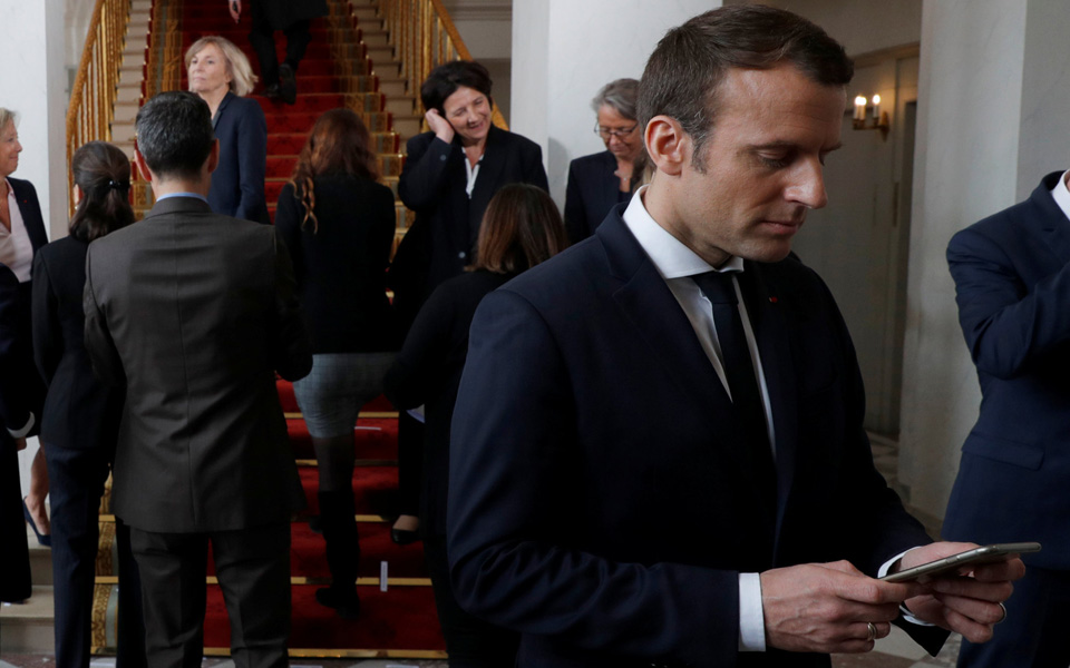 τηλεφωνική-επικοινωνία-πούτιν-μακρό-2190566